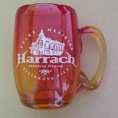 Dárková sklenice na pivo s motivem piva Harrach